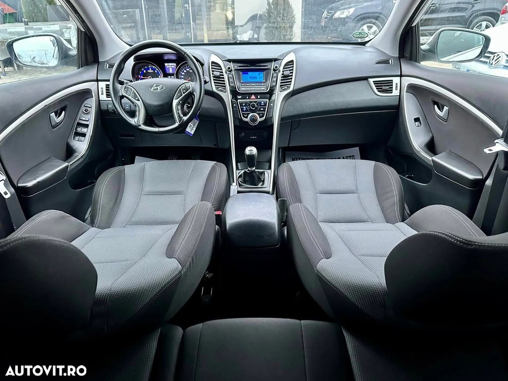 Hyundai i30 1.6 CRDI Style - 8