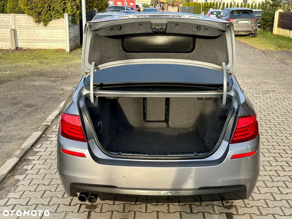 BMW Seria 5 530d Sport-Aut Modern Line - 26