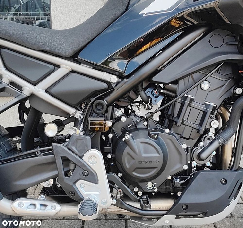 CFMoto 450MT - 19