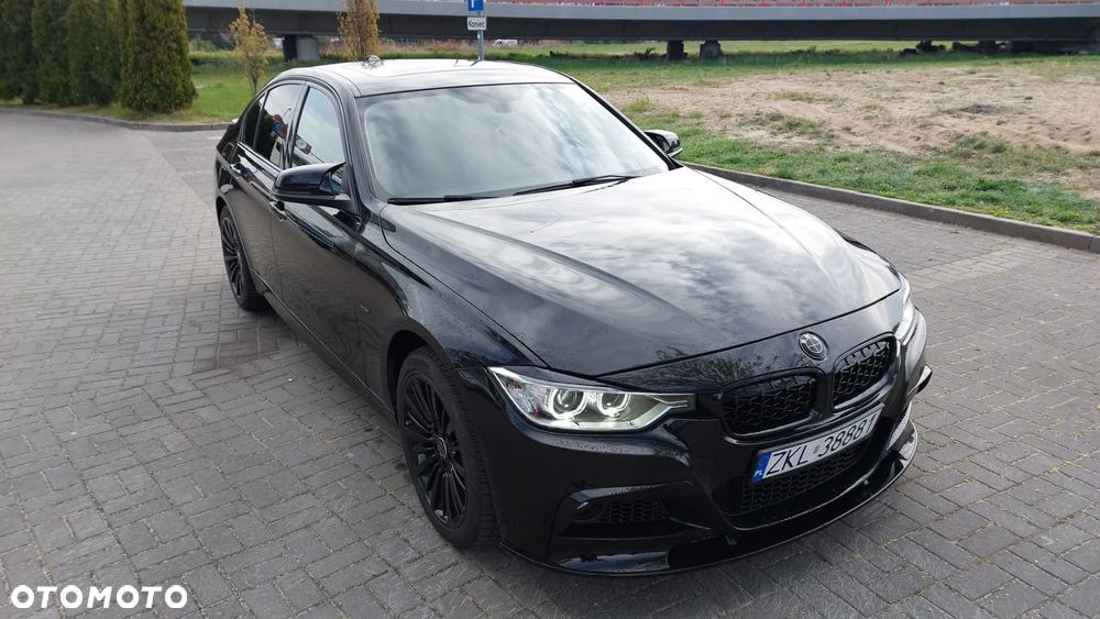 BMW Seria 3 328i xDrive Sport-Aut Luxury Line - 7