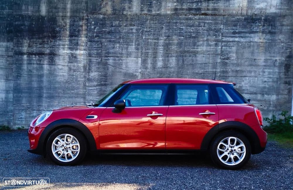 MINI 5 Portas One Auto - 2