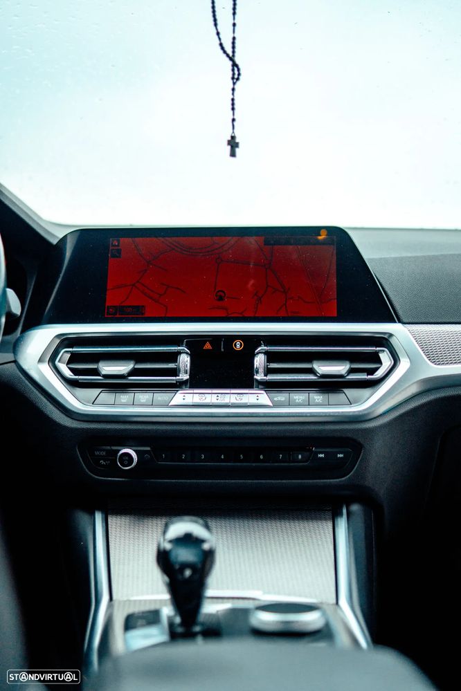 BMW 330 e Pack M Auto - 15