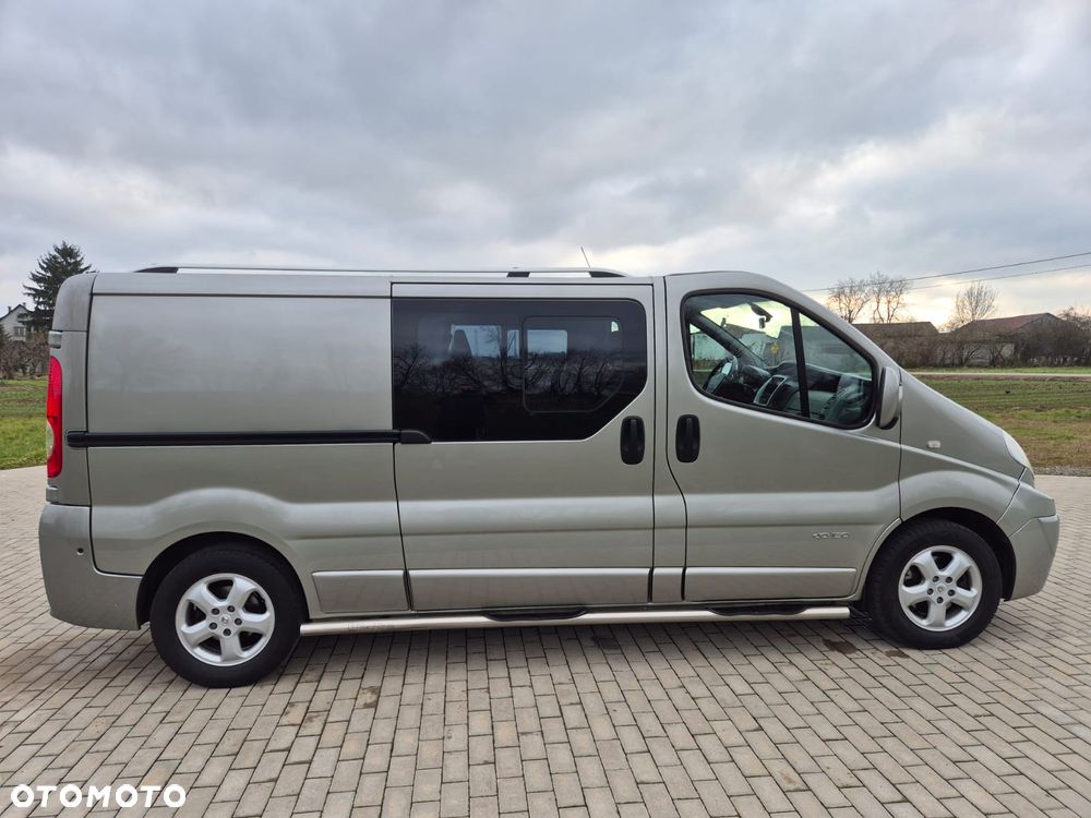 Renault Trafic - 10
