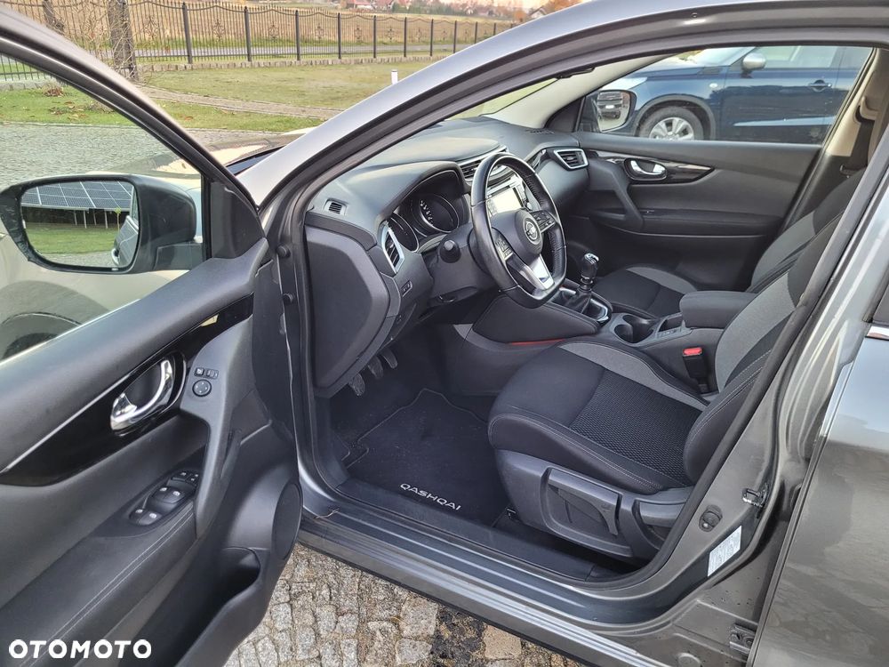 Nissan Qashqai 1.2 DIG-T N-Vision - 5