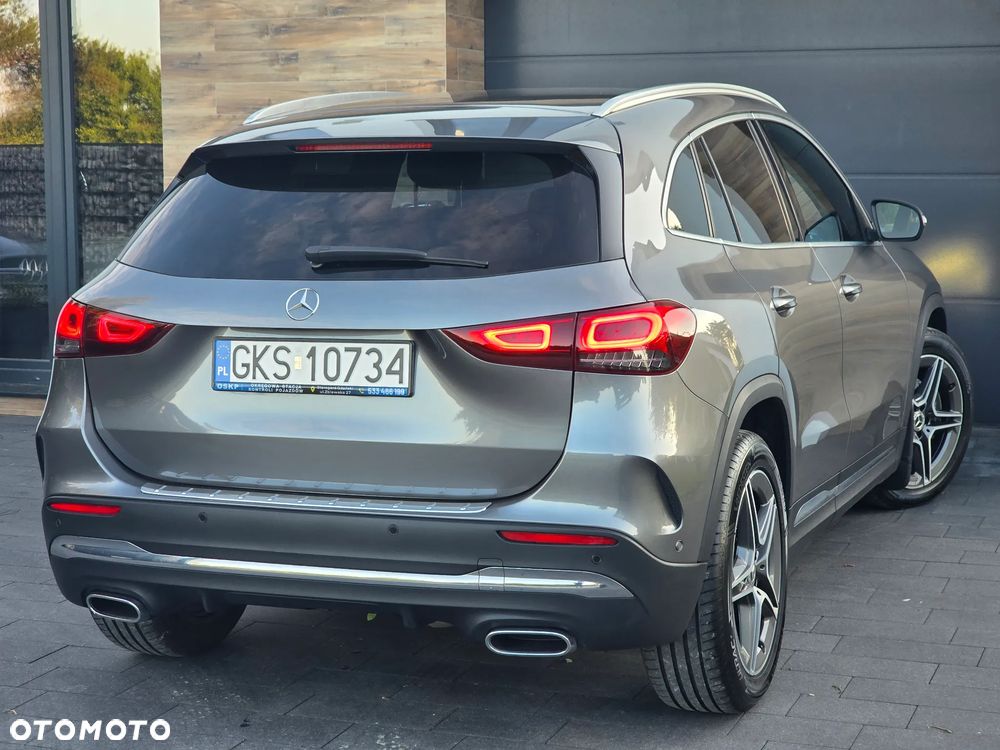 Mercedes-Benz GLA 200 d AMG Line - 24