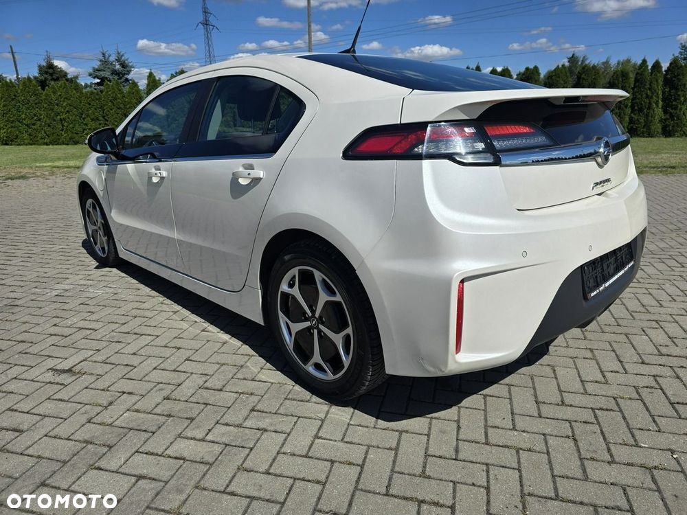 Opel Ampera - 12