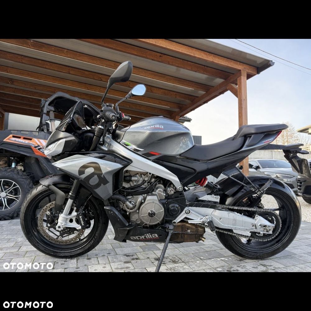 Aprilia Tuono - 4
