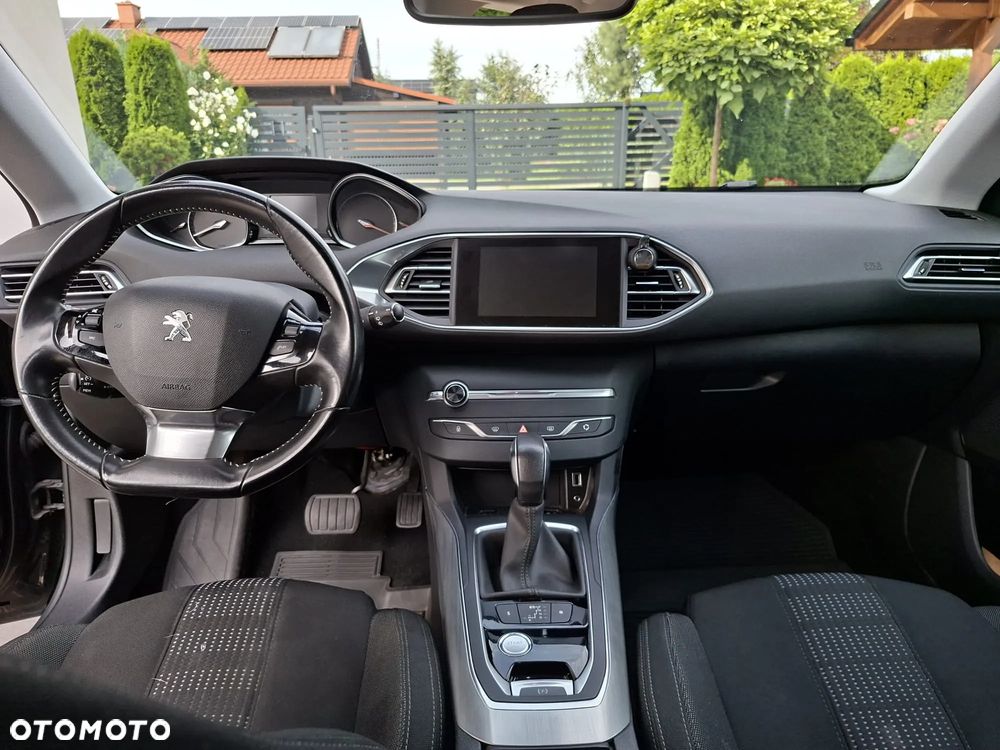Peugeot 308 PureTech 130 GPF EAT8 Stop & Start Allure - 7