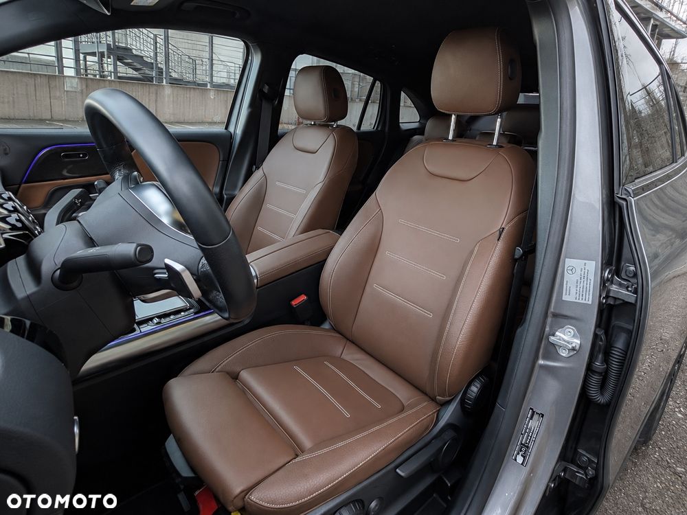 Mercedes-Benz GLA 250 4-Matic AMG Line - 6