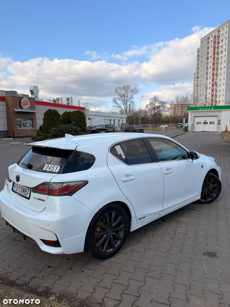 Lexus CT 200h F Sport - 16