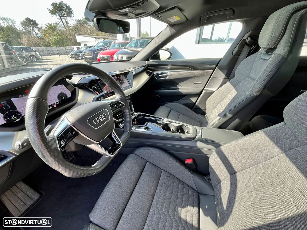 Audi e-tron GT quattro - 10