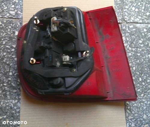 Fiat MULTIPLA LIFT 04-10 PRAWA TYLNA LAMPA ORYGINAŁ - 2