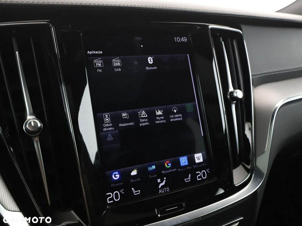 Volvo V60 T8 AWD Twin Engine Geartronic R-Design - 28