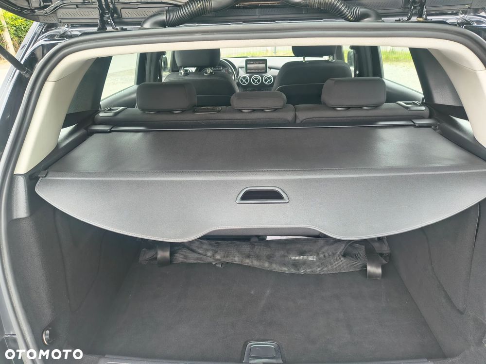 Mercedes-Benz Klasa B 200 7G-DCT Edition - 22