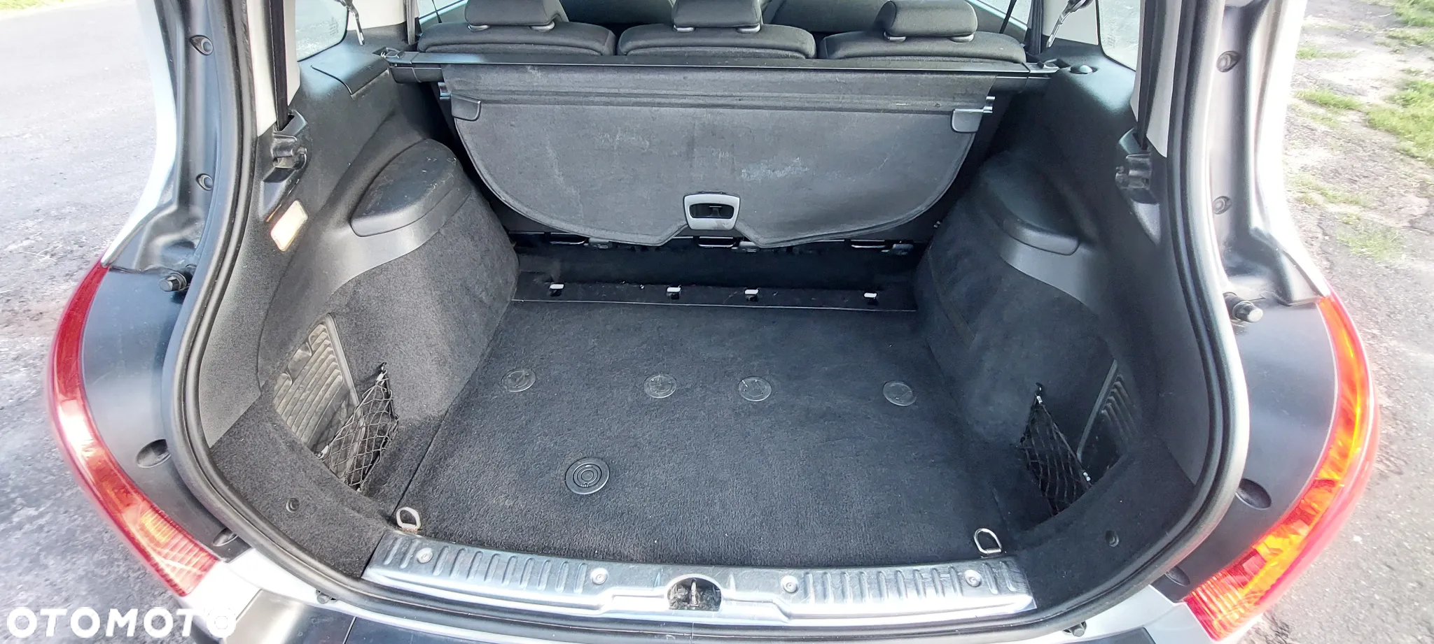 Peugeot 308 HDi FAP 110 NAVTEQ ON BOARD - 5