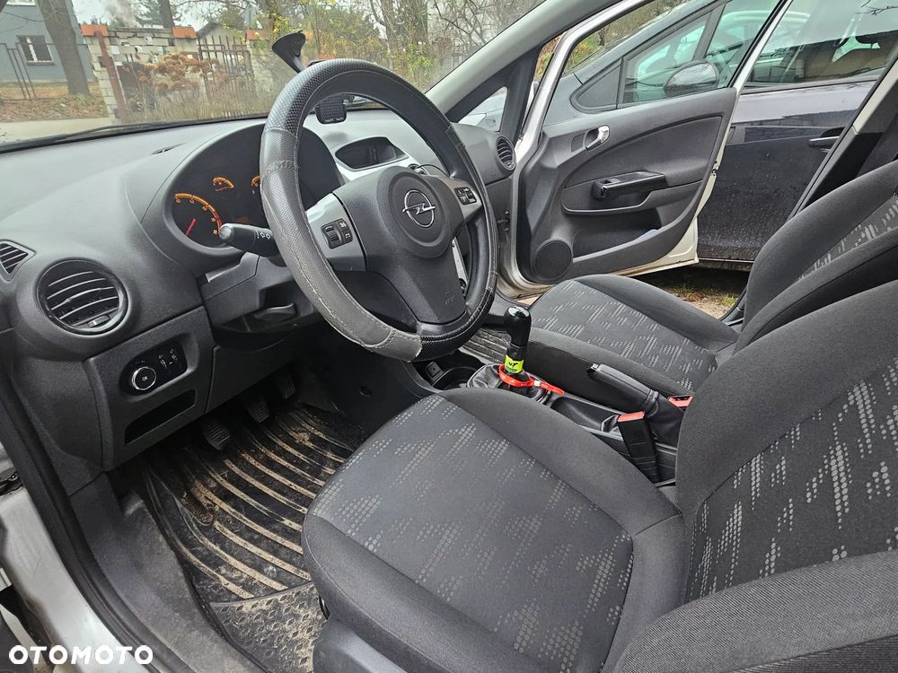 Opel Corsa 1.2 16V Enjoy - 17