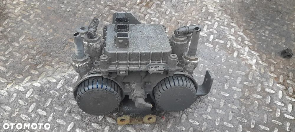 Zawór tylnej osi / TYŁ EBS 2047121 Daf Xf 106 Lift !! Wysyłka !! - 1