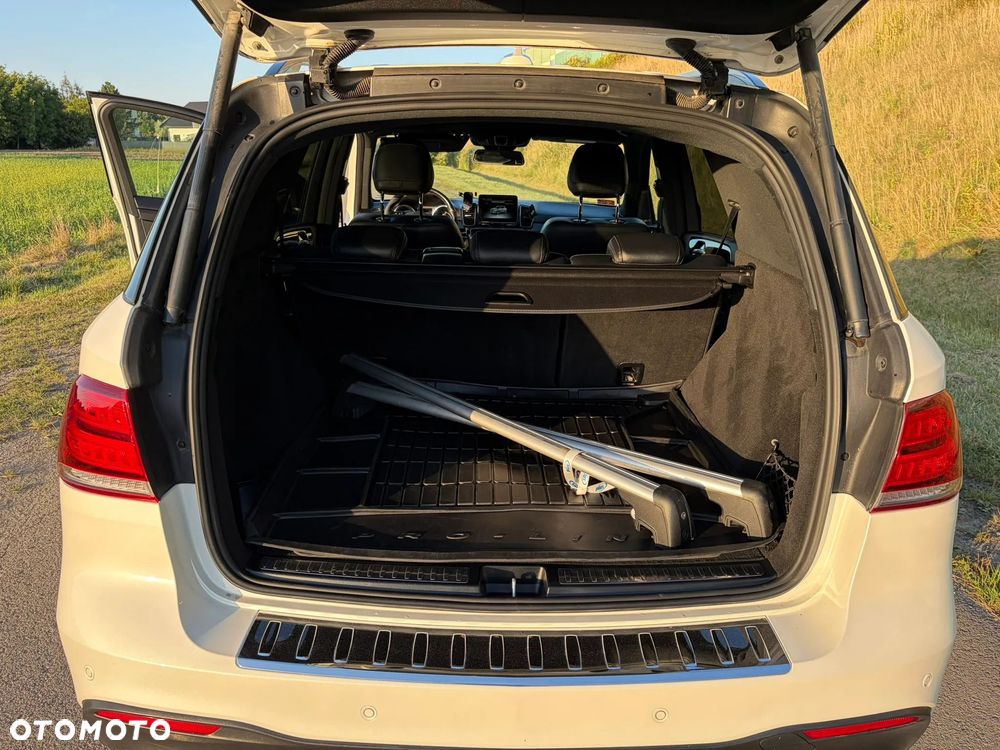 Mercedes-Benz GLE 350 d 4Matic 9G-TRONIC AMG Line - 30