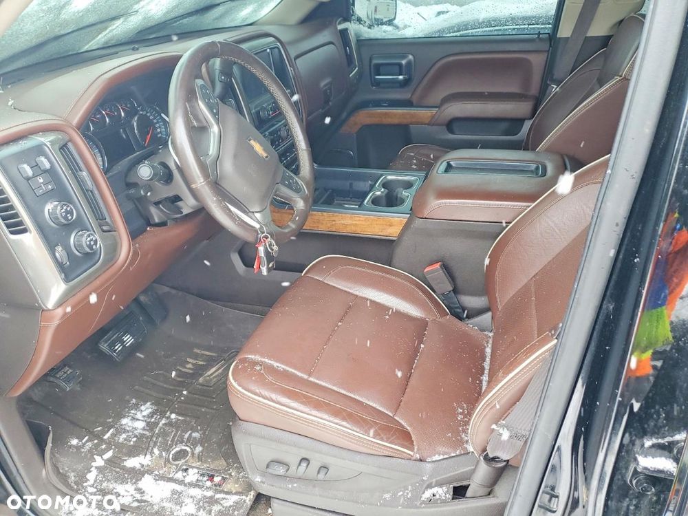 Chevrolet Silverado - 18