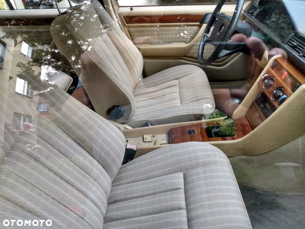 Mercedes-Benz W124 (1984-1993) - 8