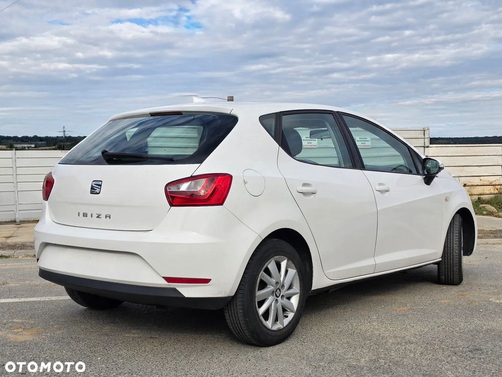 Seat Ibiza 2014 photo 5