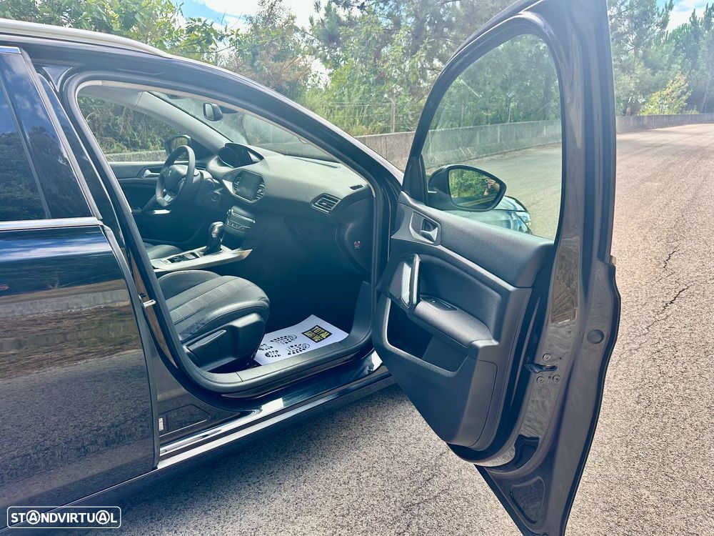 Peugeot 308 SW 1.6 BlueHDi Allure J17 EAT6 - 11