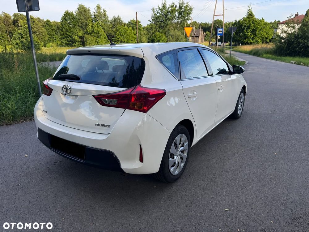 Toyota Auris 1.33 VVT-i Life - 8