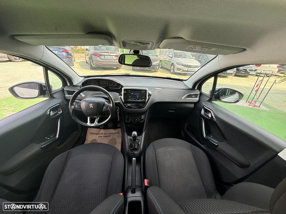 Peugeot 208 1.2 PureTech Active - 17