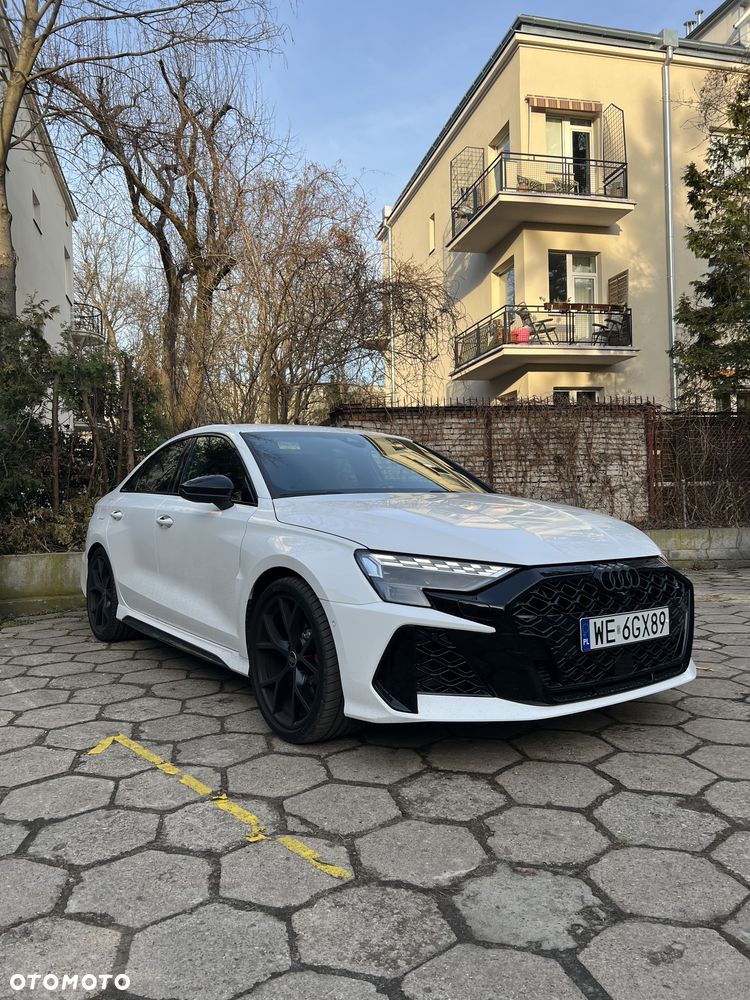 Audi RS3 Limousine - 4