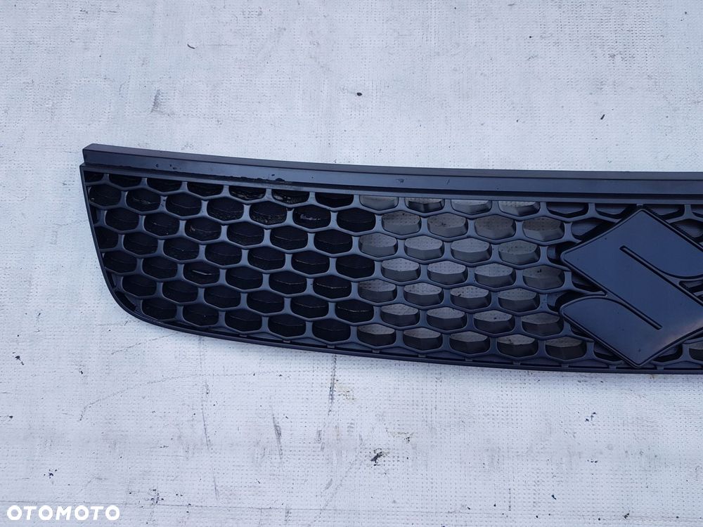 grill atrapa zderzaka 71741-73k0 suzuki swift iii mk6 2005–2010 - 2