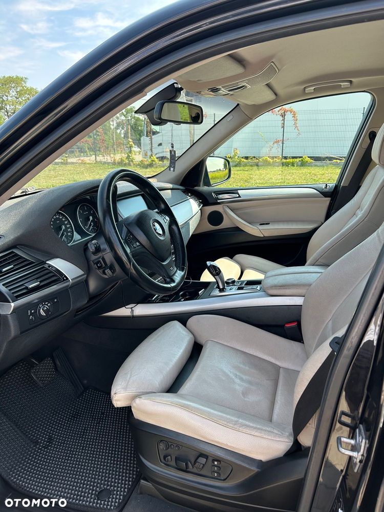 BMW X5 4.0d xDrive - 9