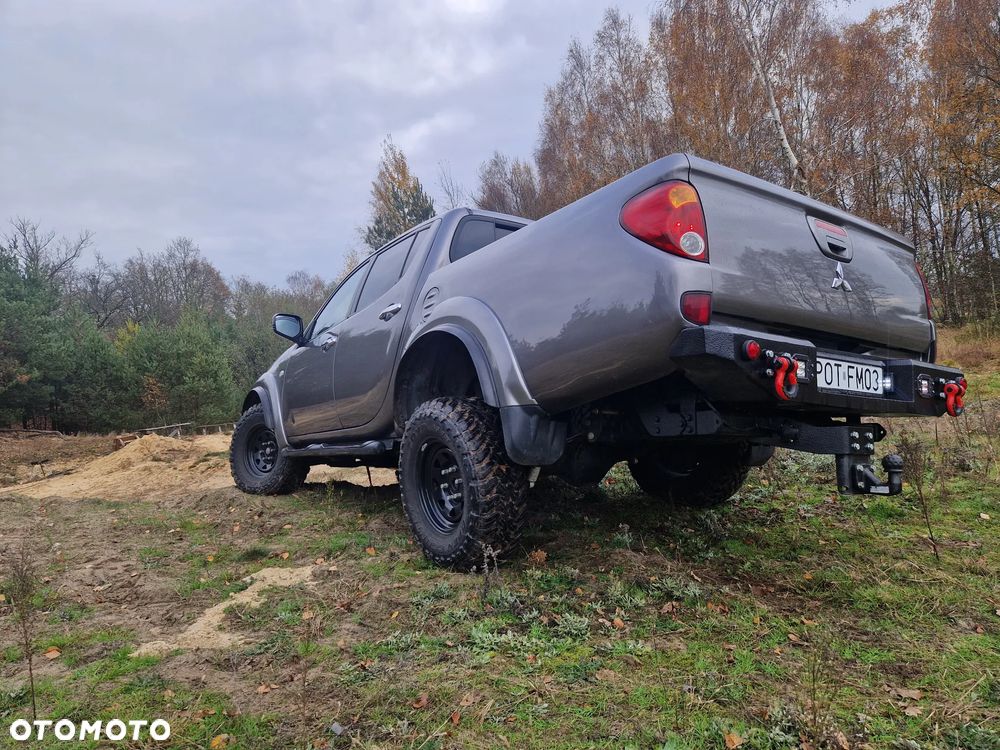 Mitsubishi L200 2.5 DID DC Intense (6air) Safety HP - 21