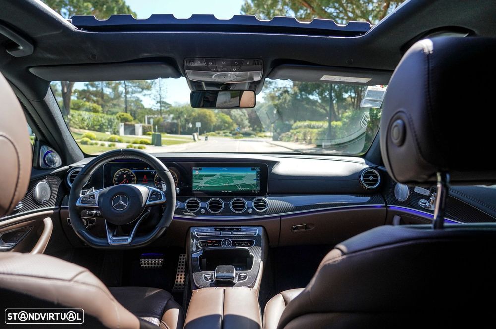 Mercedes-Benz E 63 AMG S 4-Matic+ - 30