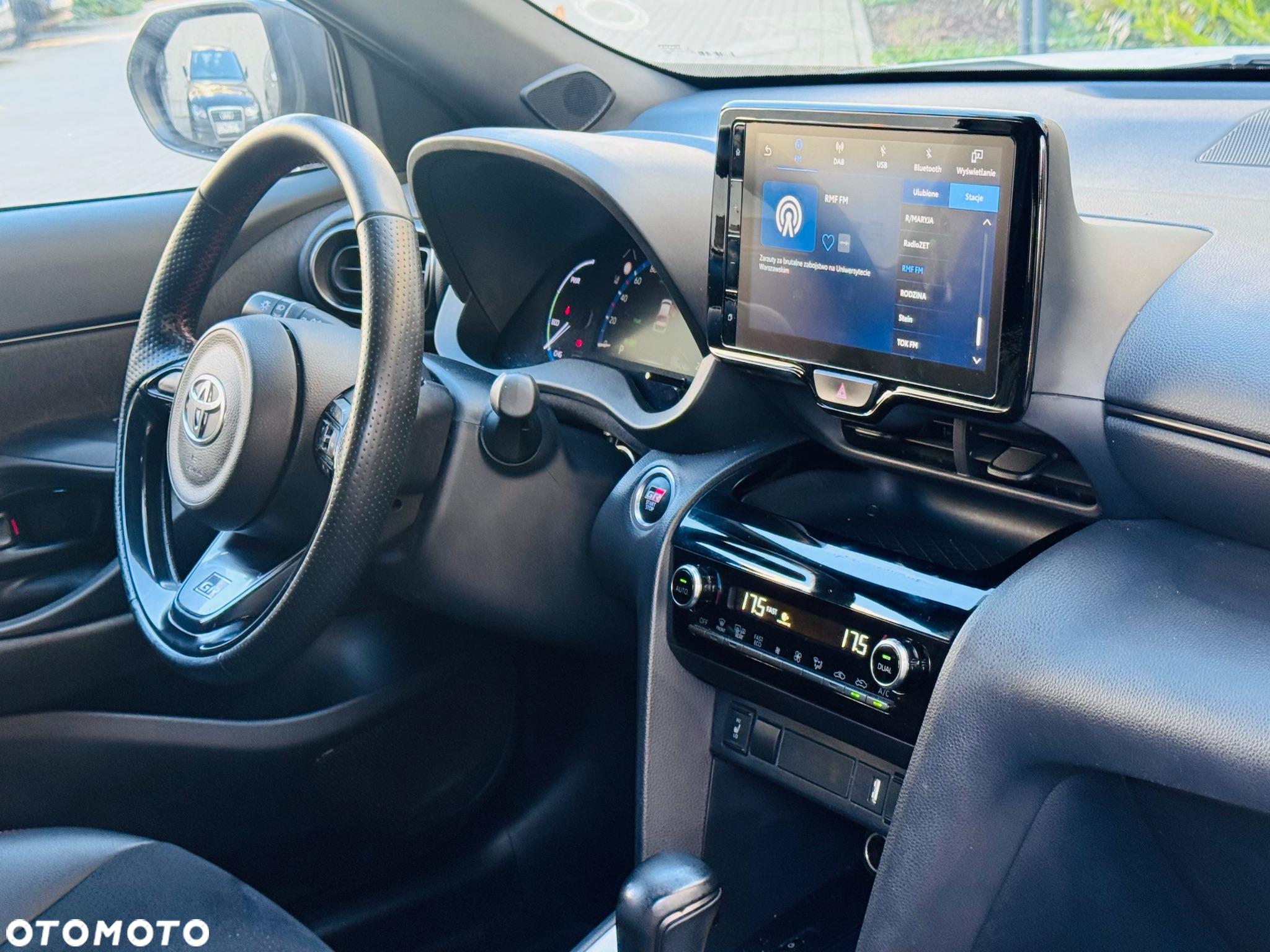 Toyota Yaris Cross Hybrid 1.5 GR Sport - 30