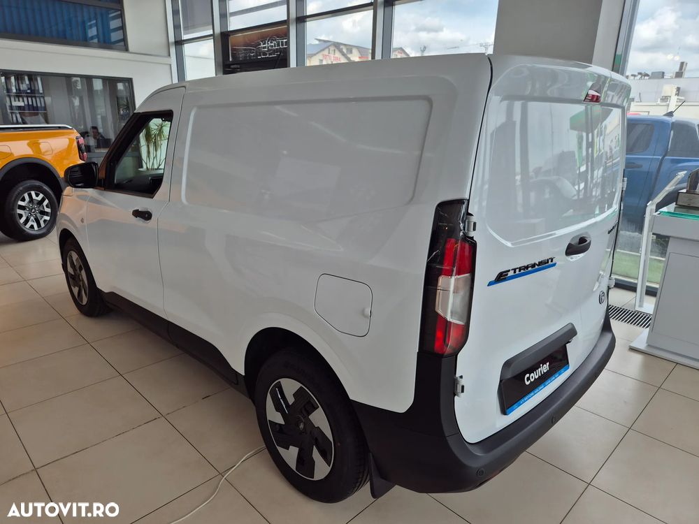 Ford Transit Courier Electric - 6