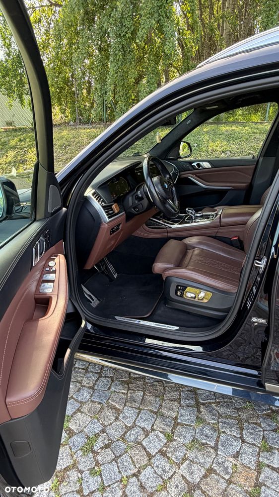 BMW X7 M50i sport - 14