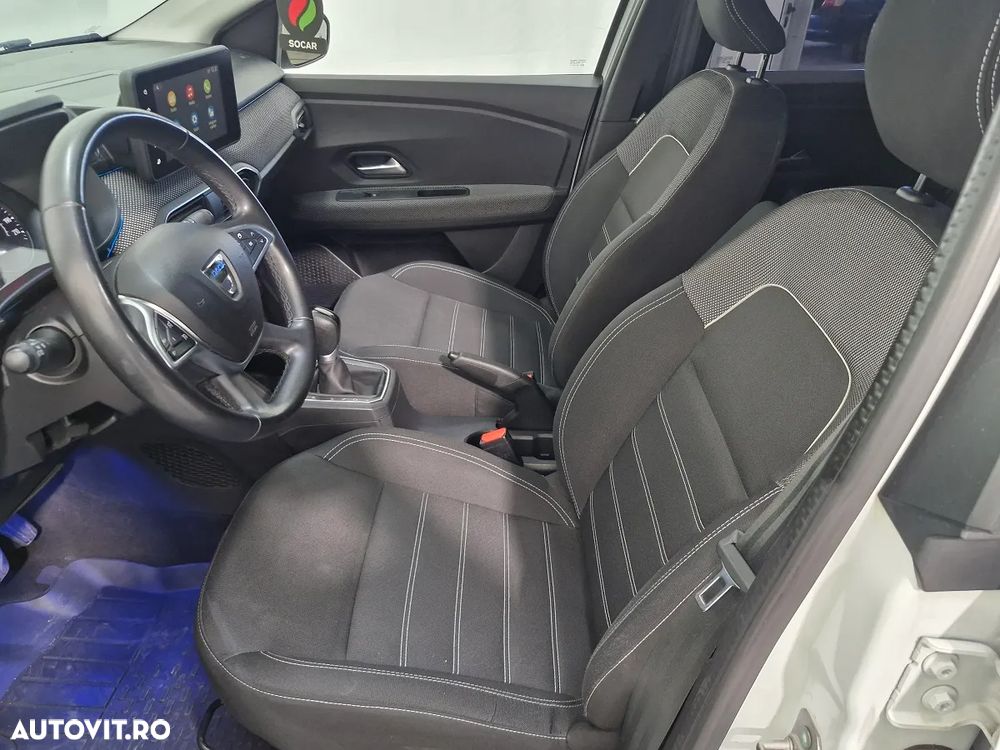 Dacia Logan TCe 90 CVT Comfort - 8
