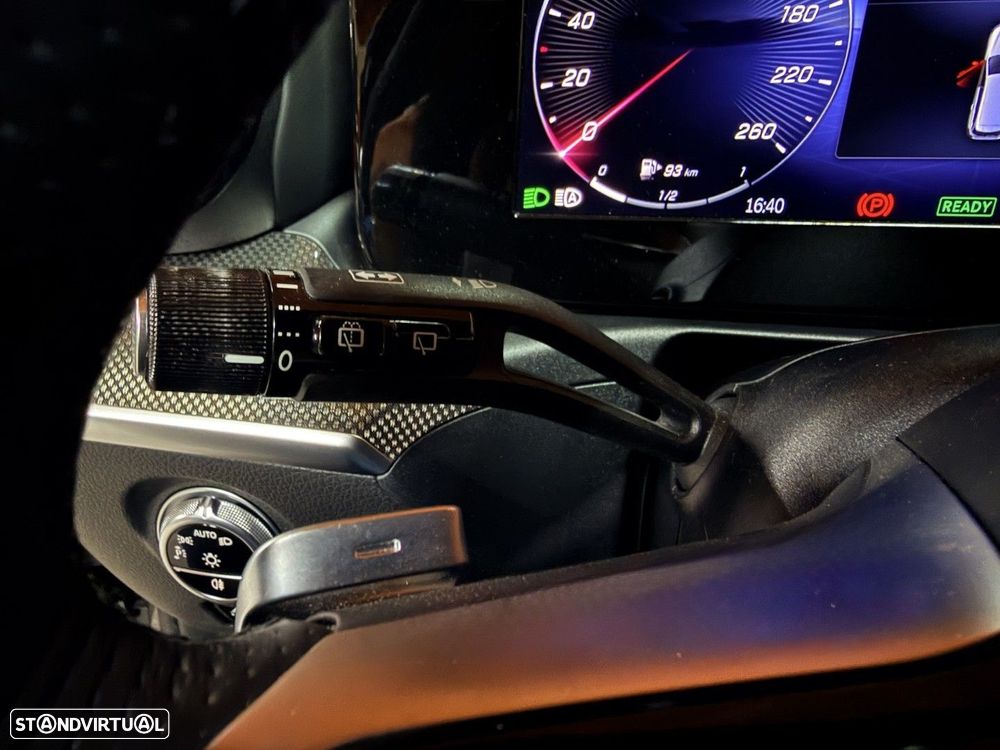 Mercedes-Benz C 300 e AMG Line - 20