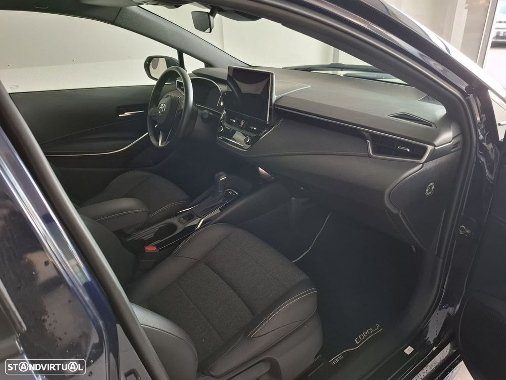 Toyota Corolla 1.8 Hybrid Comfort Plus - 7