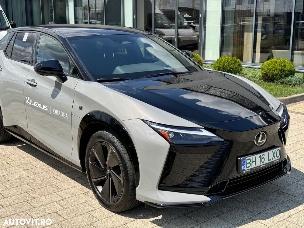 Lexus RZ 550e F SPORT - 10