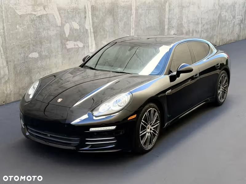 Porsche Panamera 4 PDK - 2