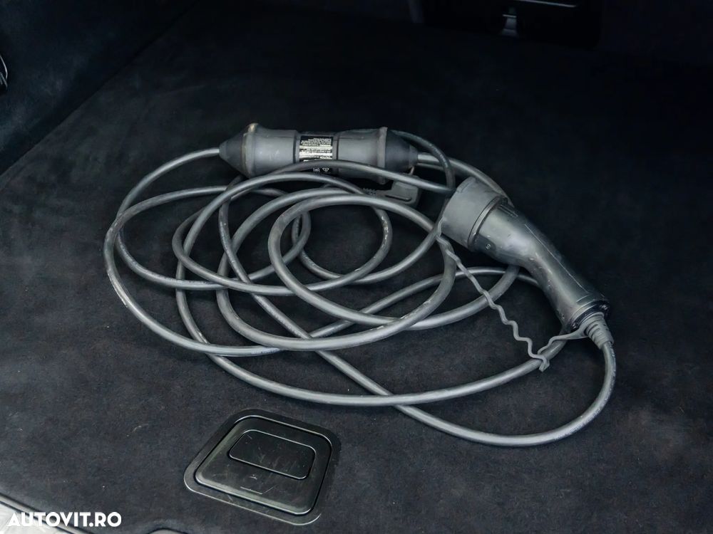 Volvo XC 60 T6 AWD Recharge Geartronic Inscription - 18