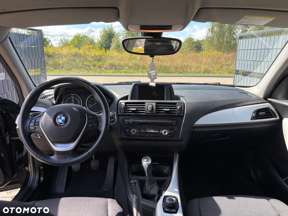BMW Seria 1 116i - 12