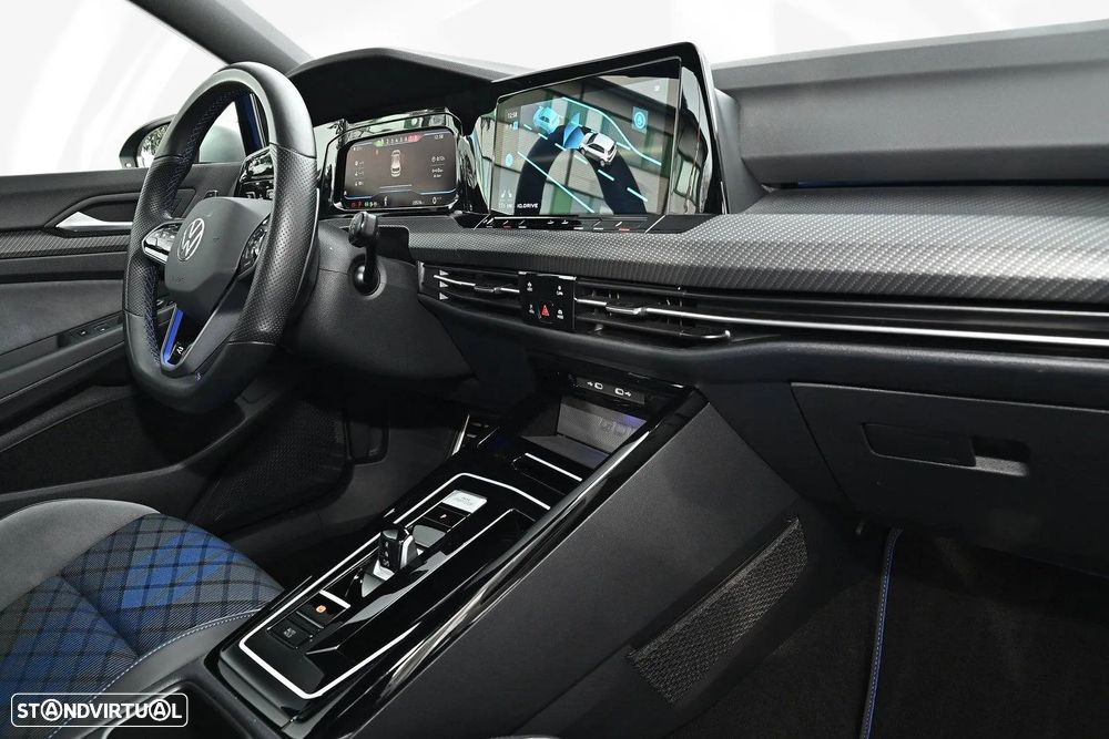 VW Golf 2.0 TSI R DSG - 7