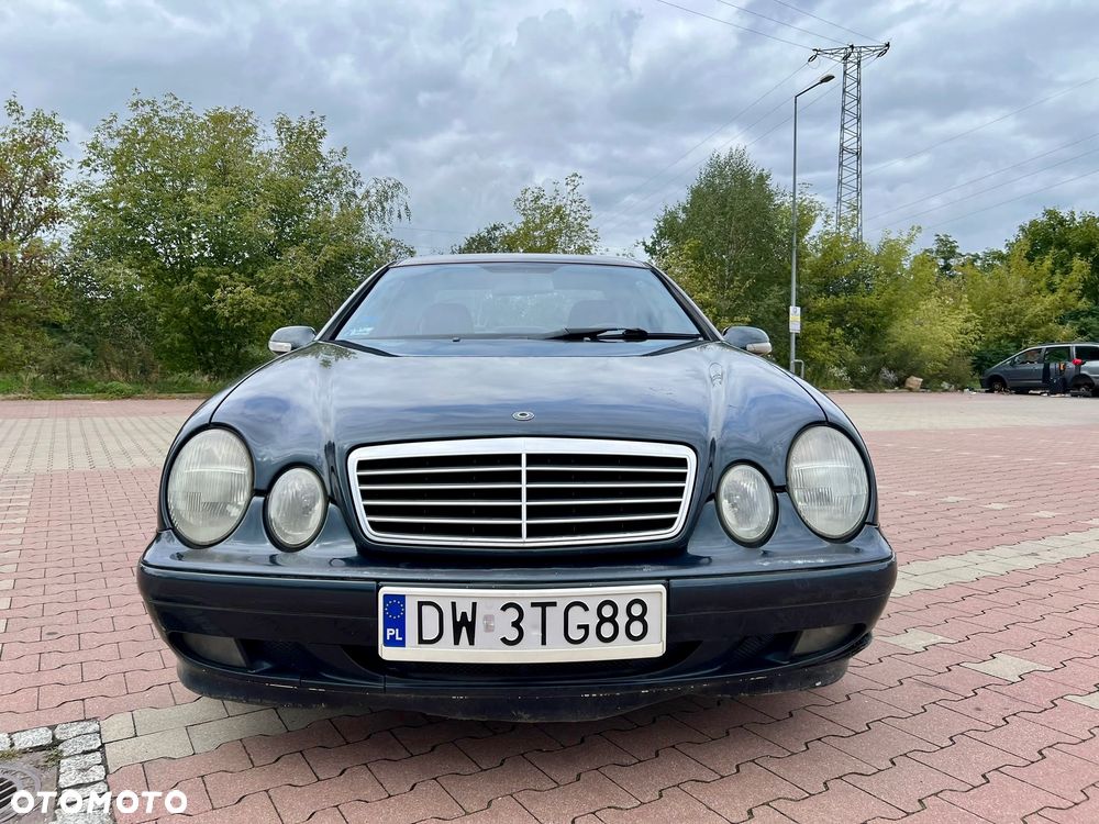 Mercedes-Benz CLK - 4