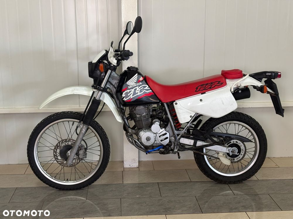 Honda XLR - 2