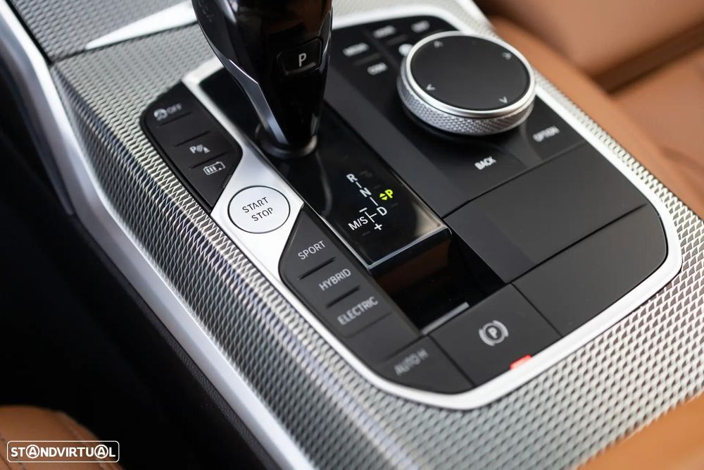 BMW 320 e Aut. M Sport - 9