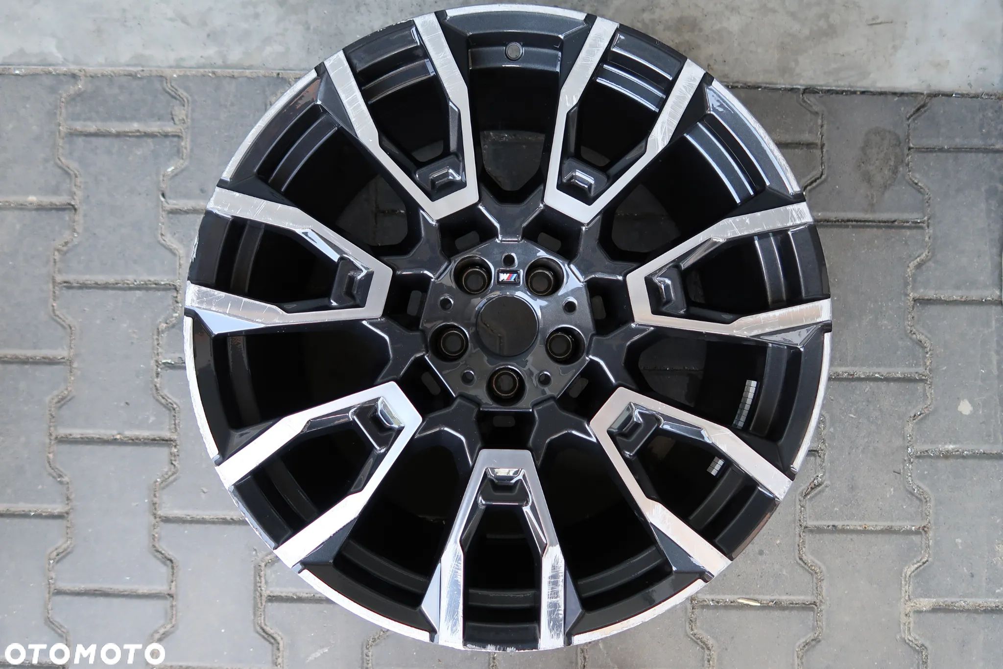 C31 FELGA BMW G05 G06 6856024 10,5X21ET43 - 1
