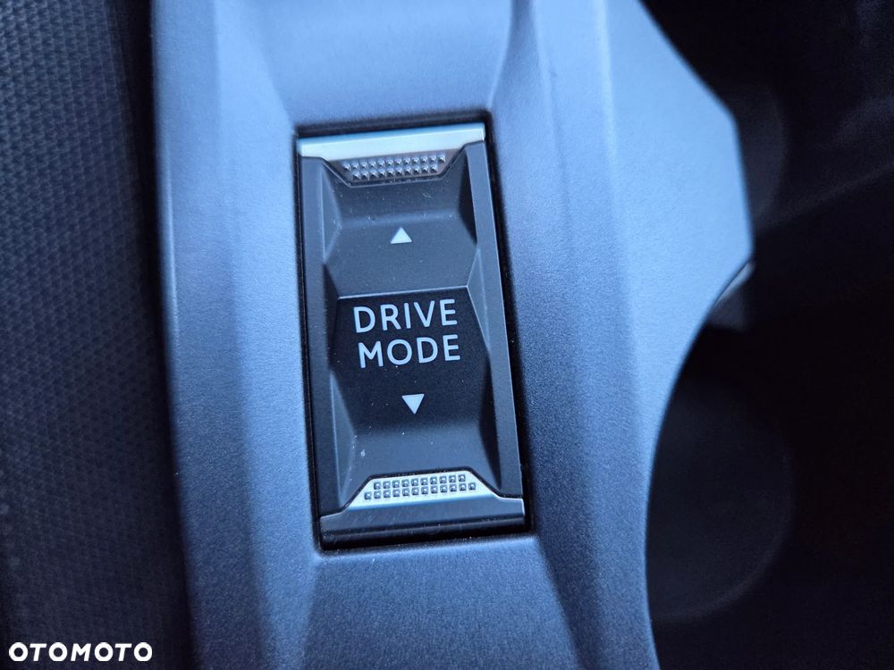 Peugeot 2008 PureTech 130 Allure - 23