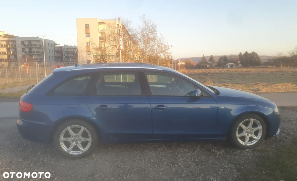 Audi A4 Avant - 9